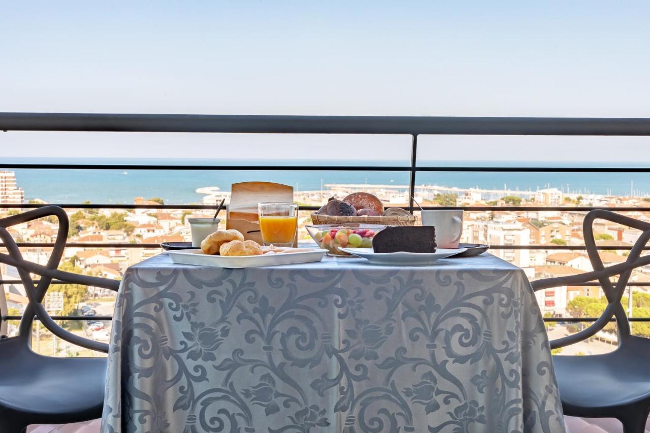 Bellavistarelax Hotell Giulianova Eksteriør bilde