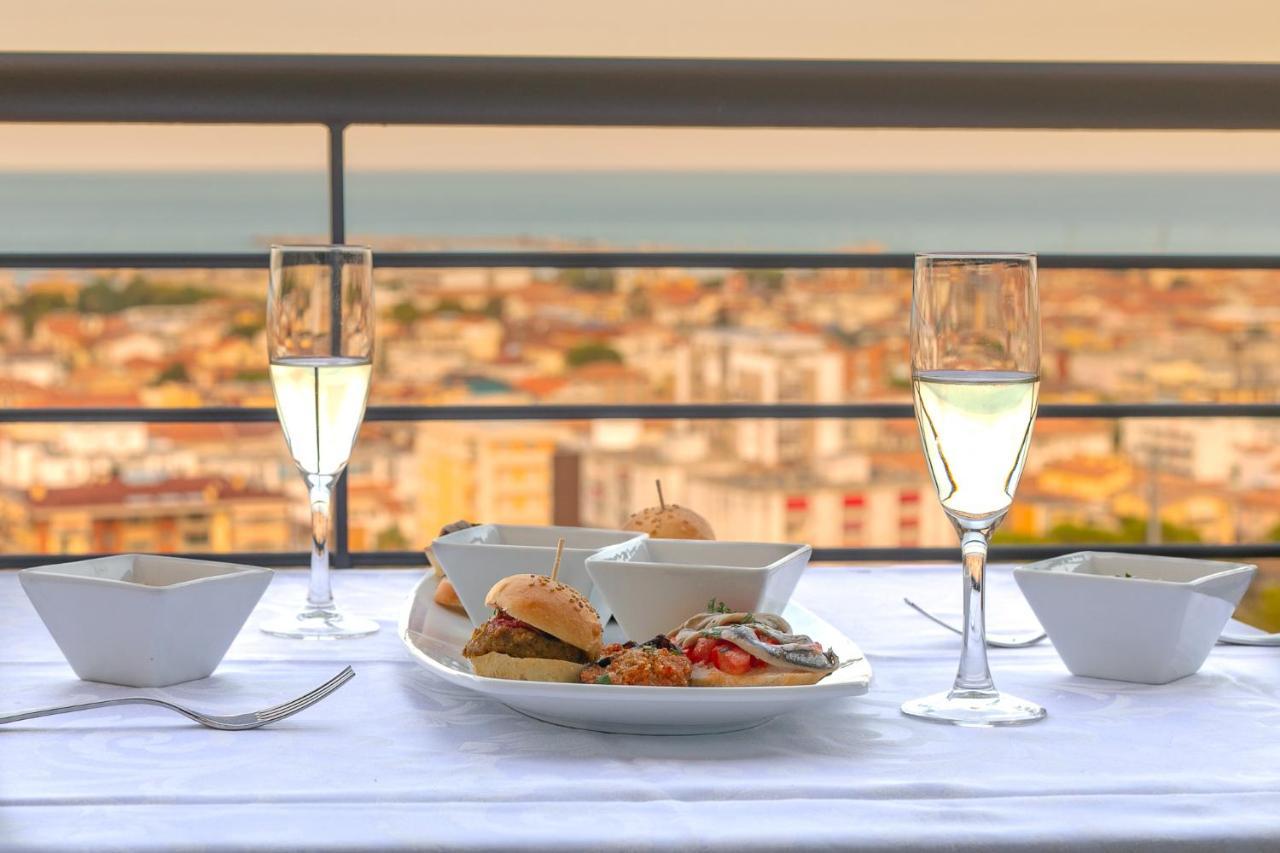 Bellavistarelax Hotell Giulianova Eksteriør bilde